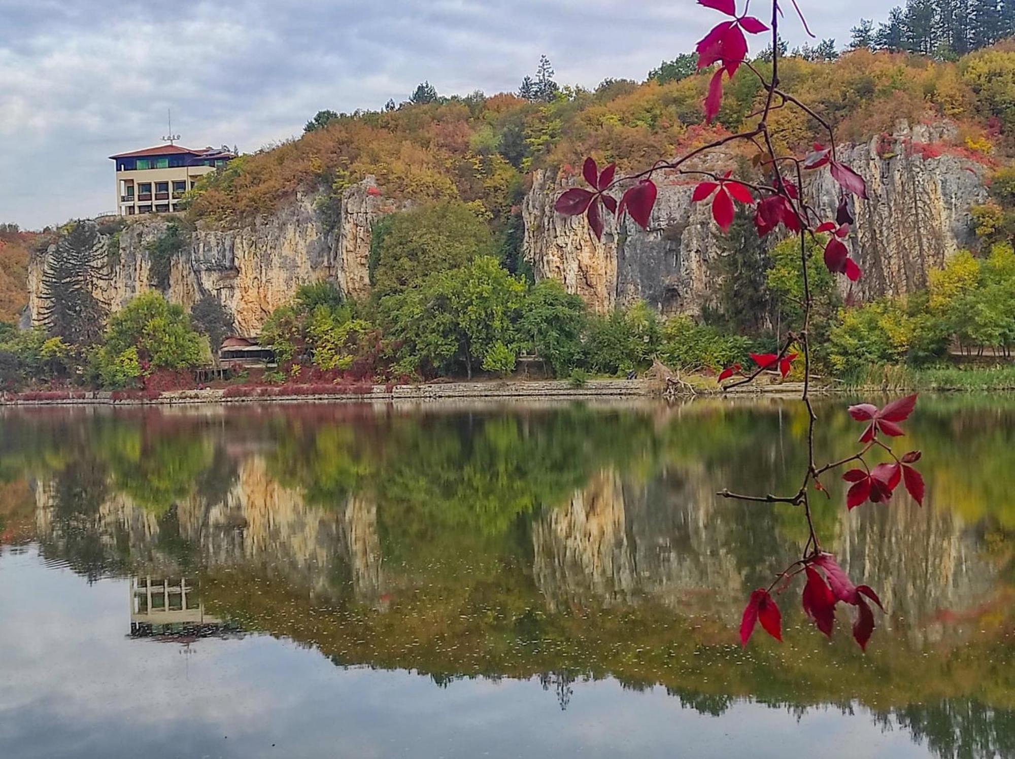 Hotel Villa Kaylaka Pleven ภายนอก รูปภาพ
