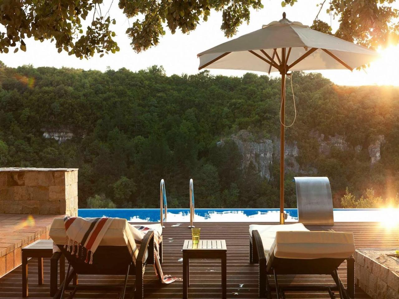Hotel Villa Kaylaka Pleven ภายนอก รูปภาพ