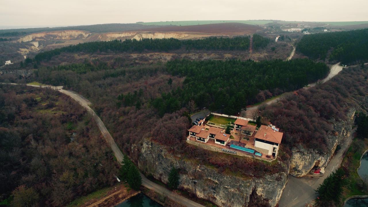 Hotel Villa Kaylaka Pleven ภายนอก รูปภาพ
