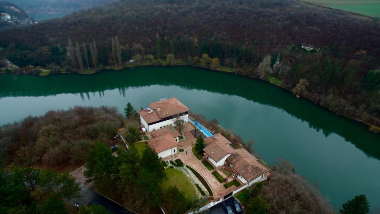 Hotel Villa Kaylaka Pleven ภายนอก รูปภาพ